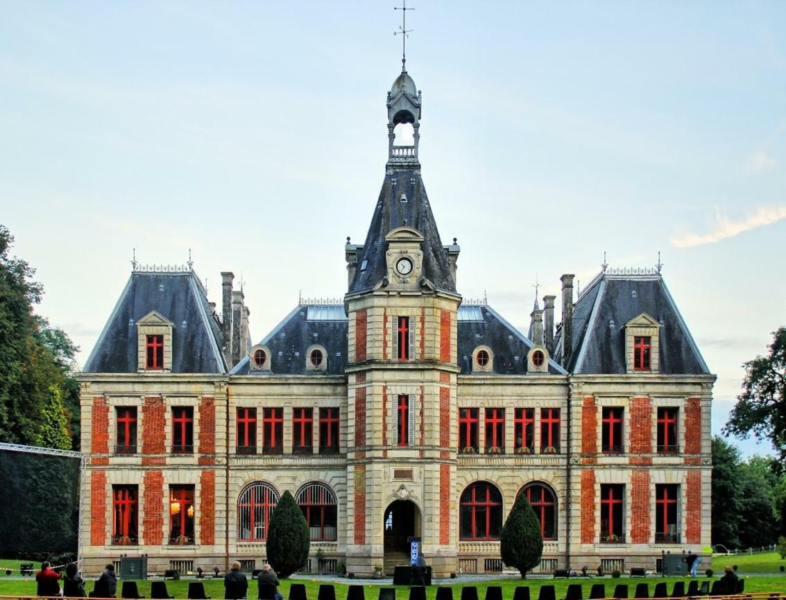 Chateau De Walmath Saint-Laurent-les-Eglises Exterior photo